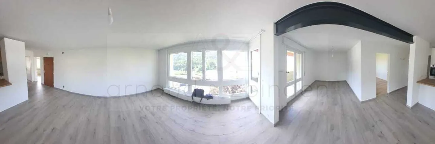 Renovated Apartment with Balcony - Photo 6 of 6