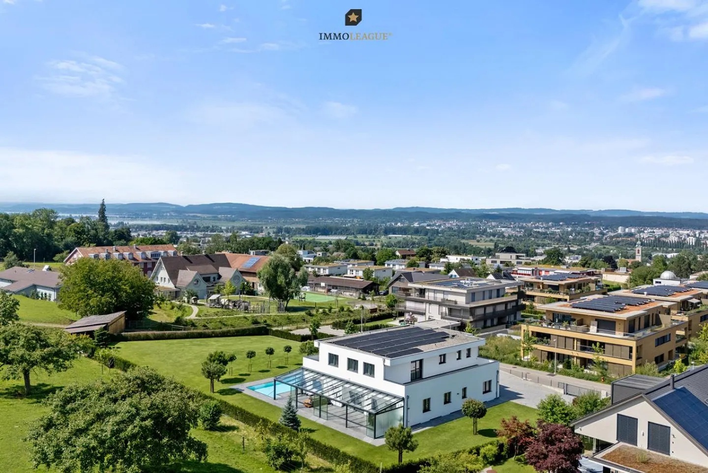 Armonia nel design e nell'eleganza - villa di lusso moderna di altissima classe. - Foto 1 di 7