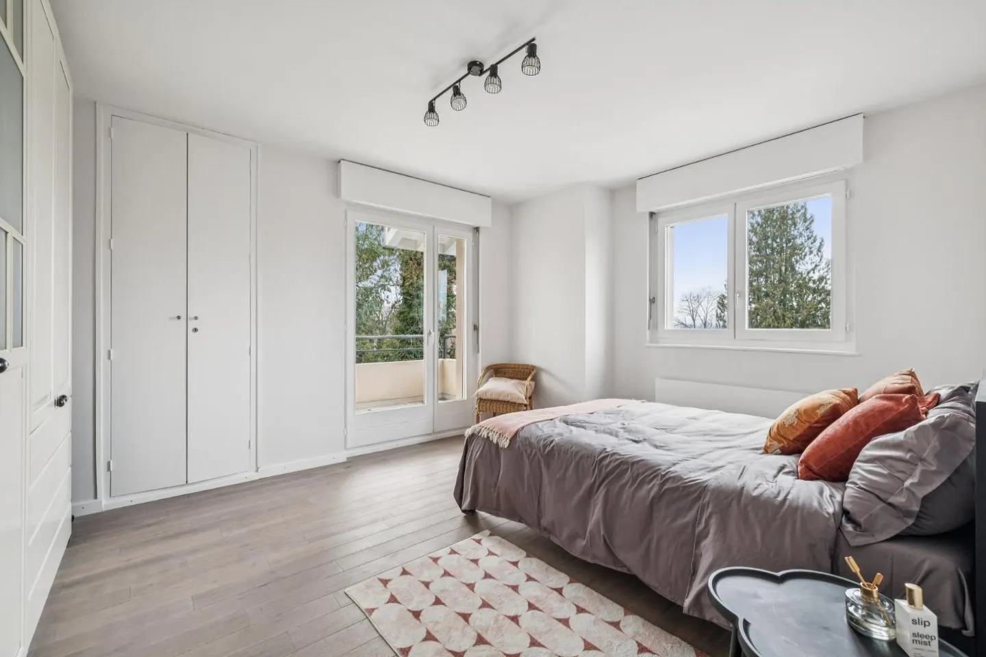 Helle Familienvilla nur wenige Schritte vom Hafen von Corsier entfernt - Foto 6 von 8