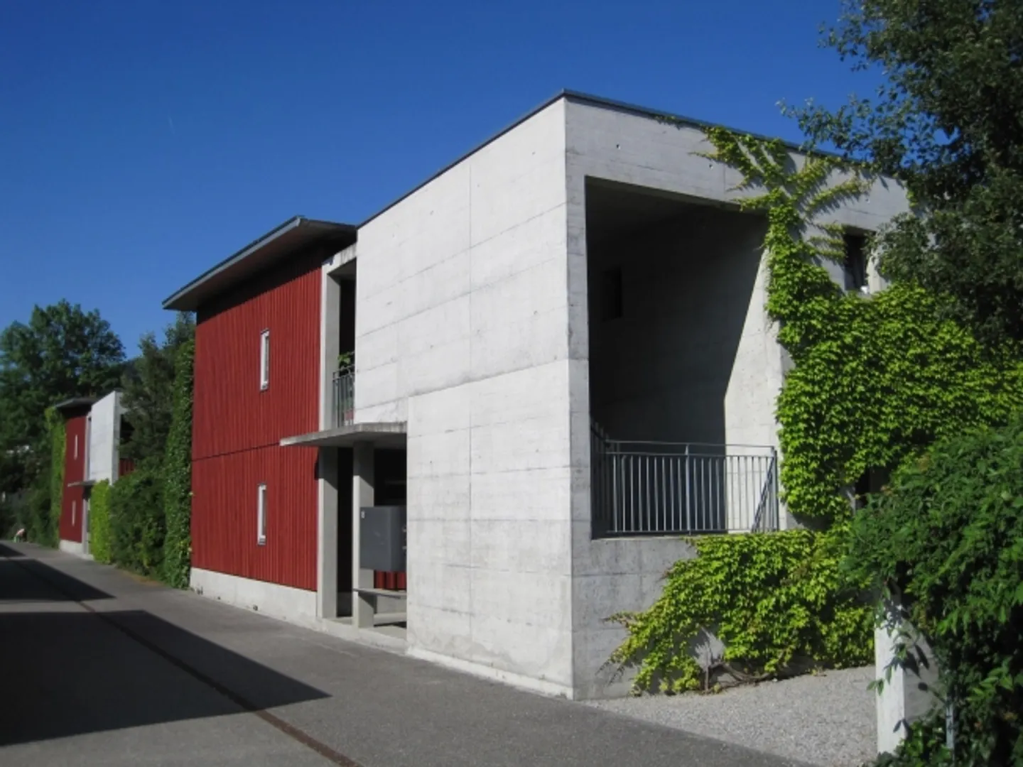 Bright Apartment with Modern Kitchen - Photo 1 of 4