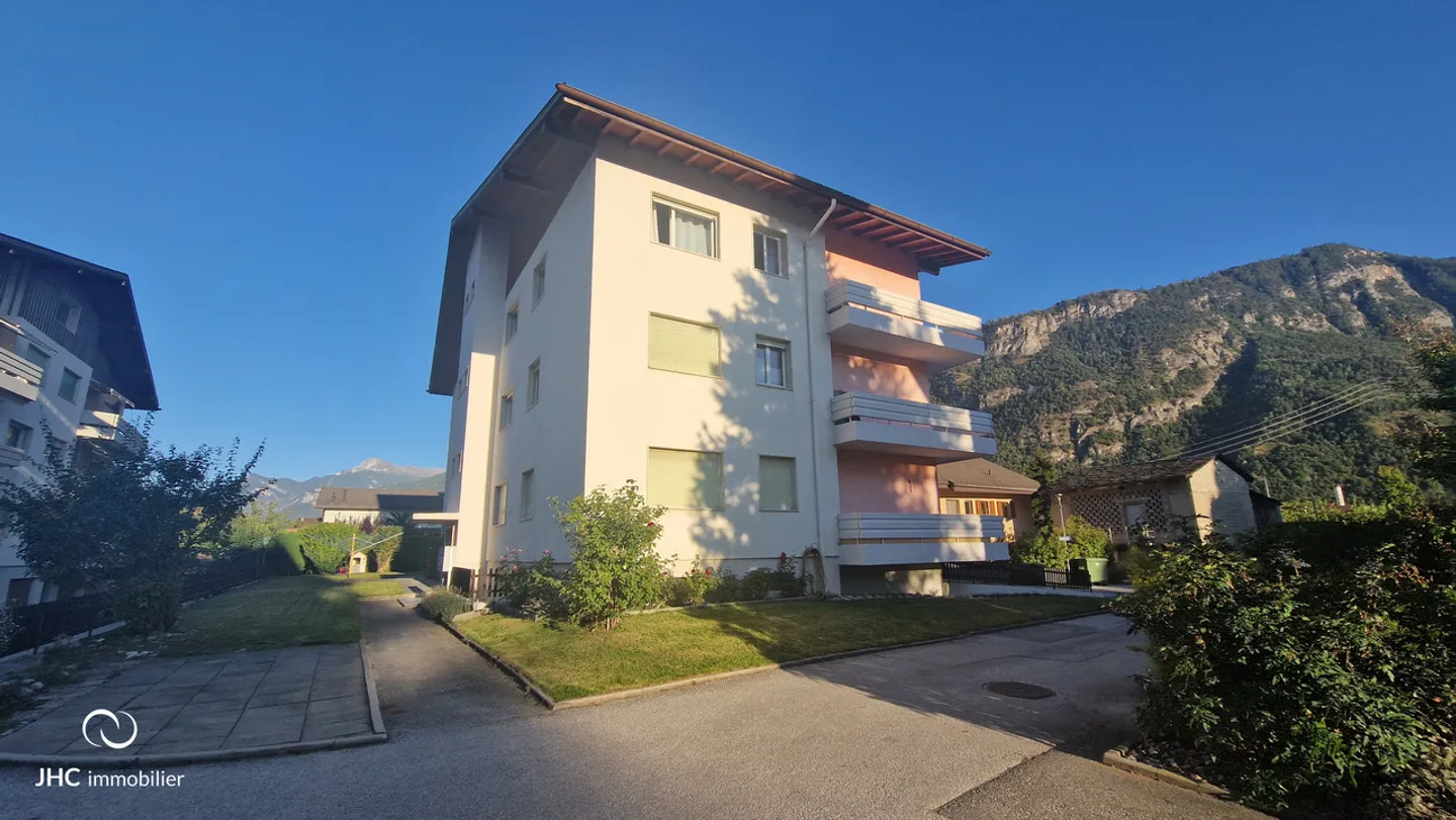 Luminoso appartamento di 4,5 stanze a Uvrier - Foto 4 di 16