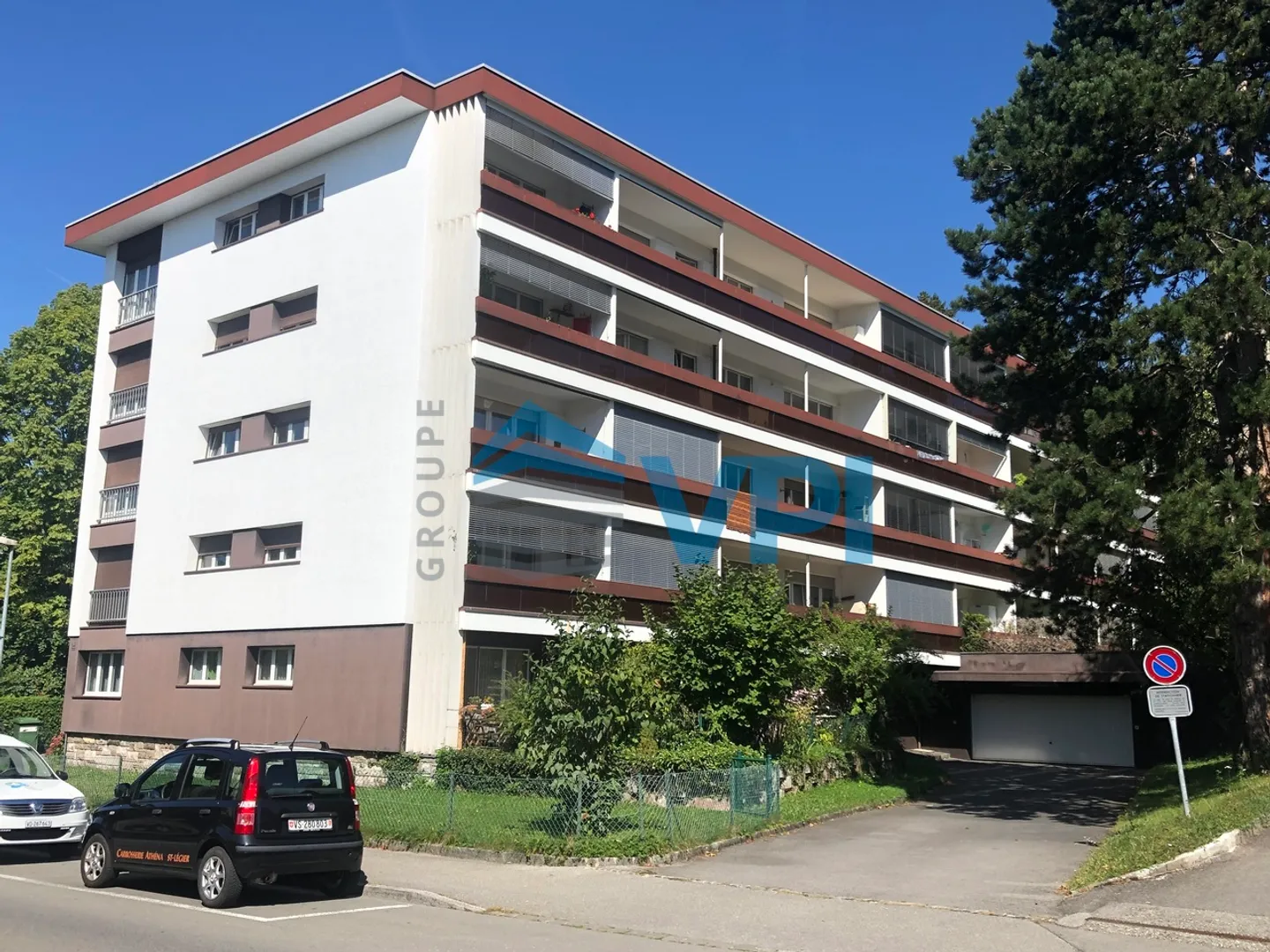 Apartment for rent - Photo 2 of 6