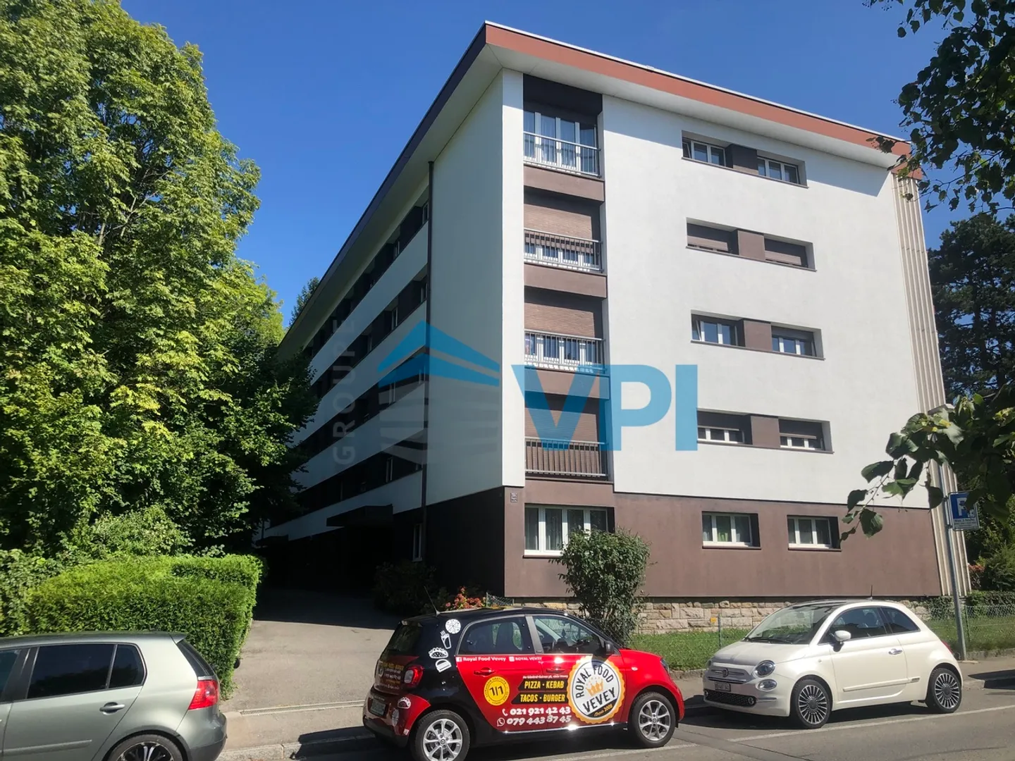 Apartment for rent - Photo 3 of 6