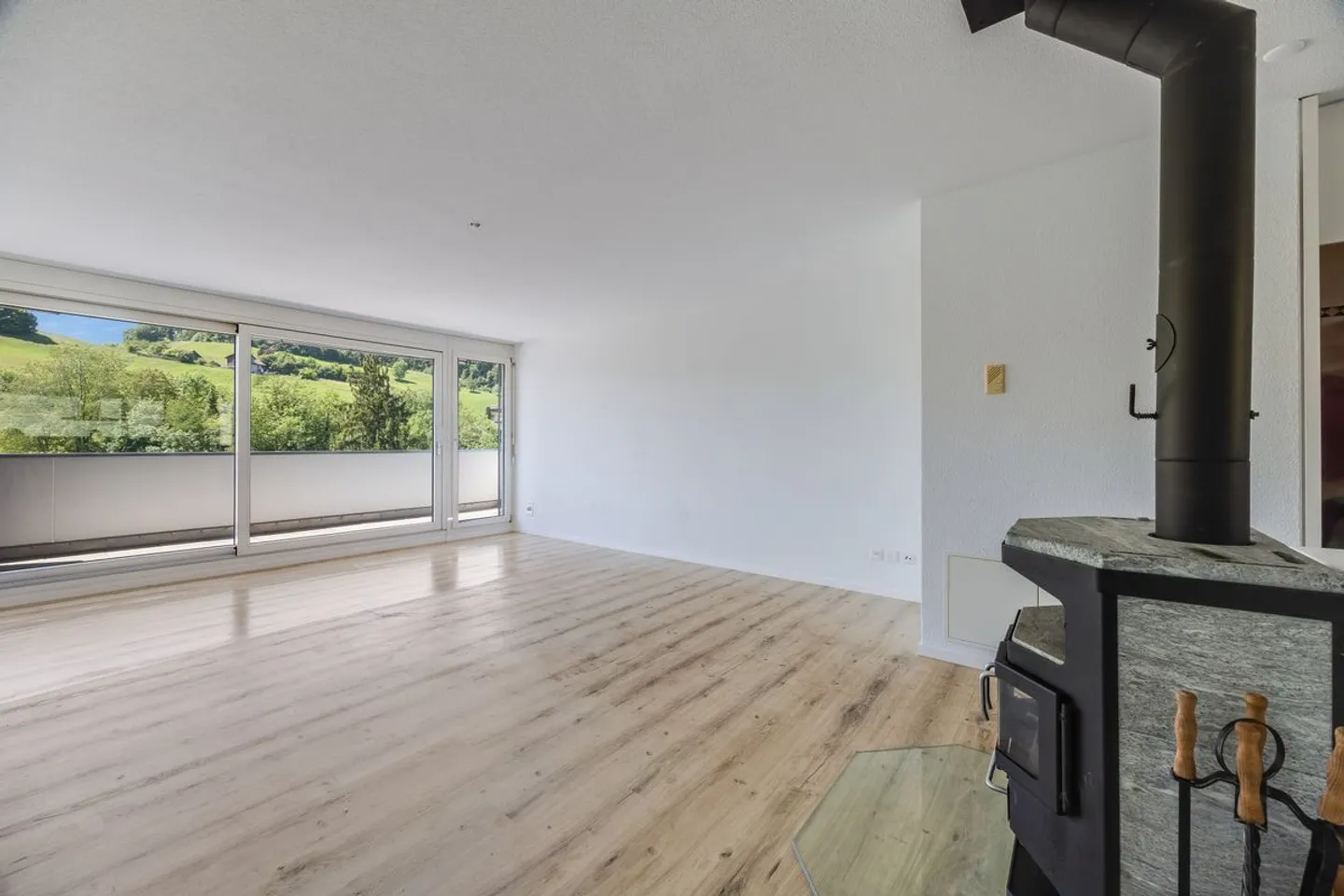 Geräumiges 4.5-Zimmer-Duplex mit Aussicht in Eschenbach - Foto 4 di 13