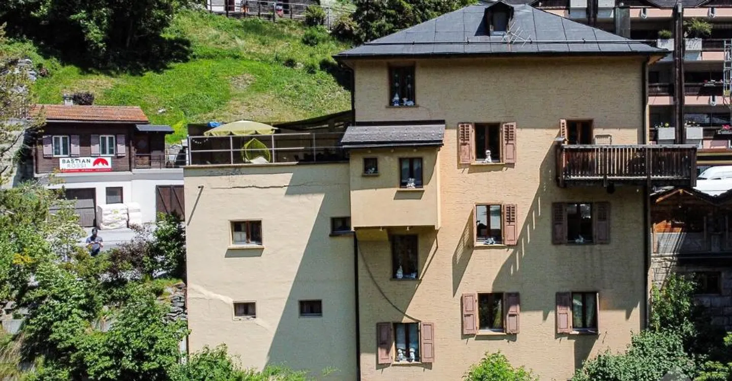 Charmantes Haus mit Geschäftslokal - Foto 1 von 13