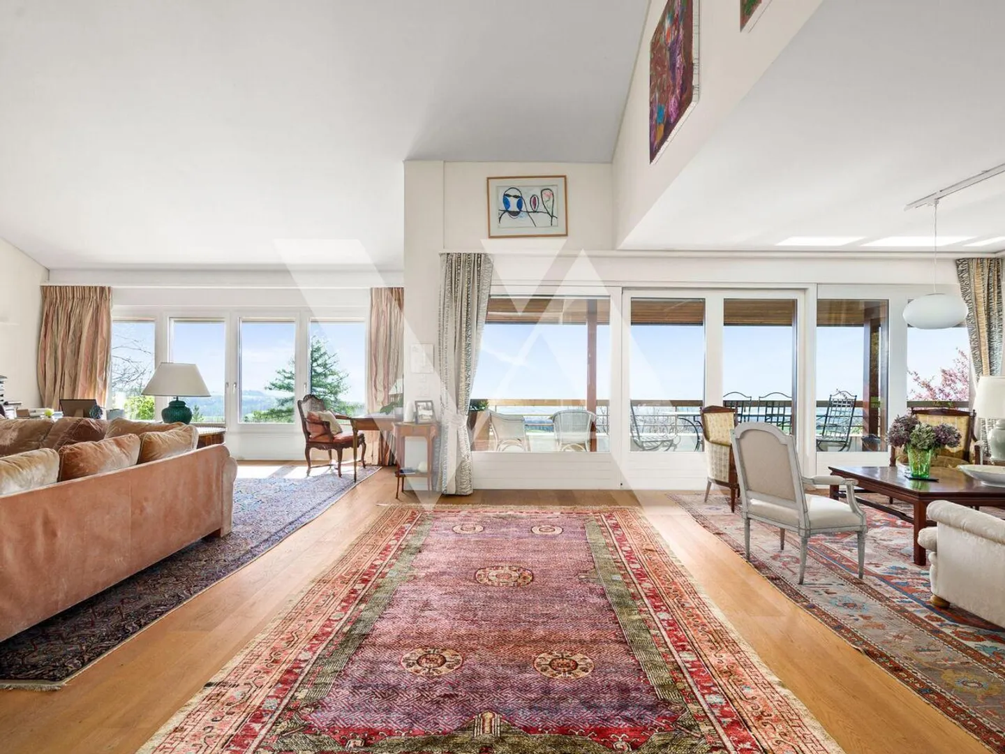 For Sale - Exceptional Property with Stunning Lake and Alpine Views - Photo 3 of 13