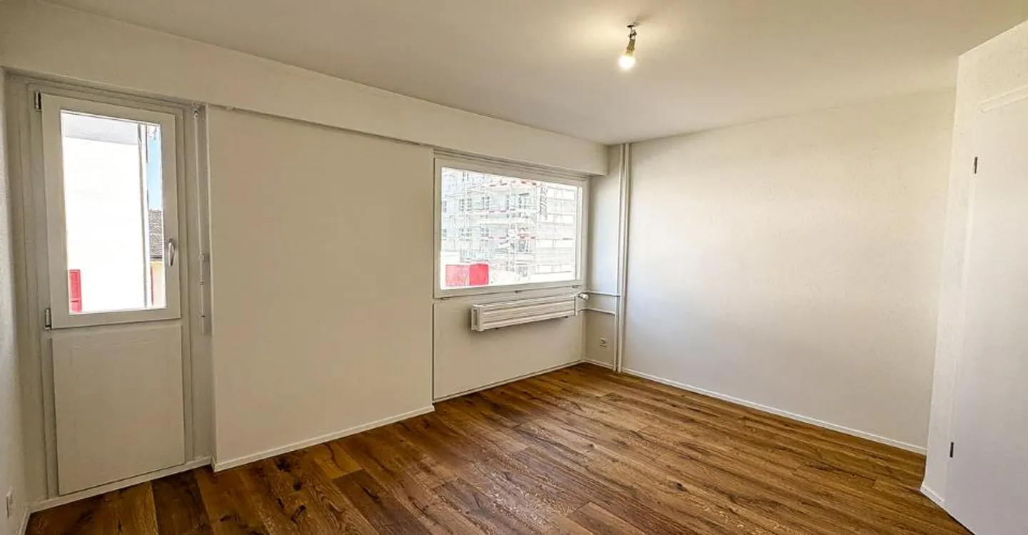 BROC - Magnificent 4.5-room apartment fully renovated - Photo 6 of 13