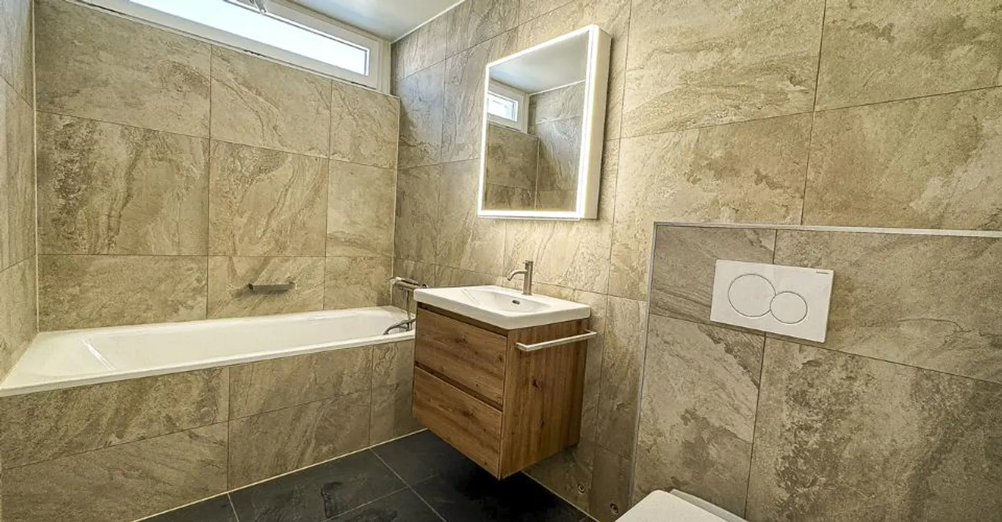 BROC - Magnificent 4.5-room apartment fully renovated - Photo 12 of 13