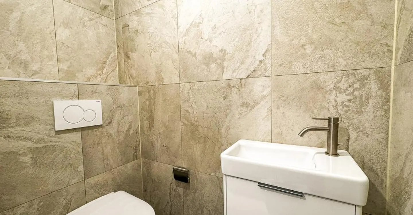 BROC - Magnificent 4.5-room apartment fully renovated - Photo 13 of 13