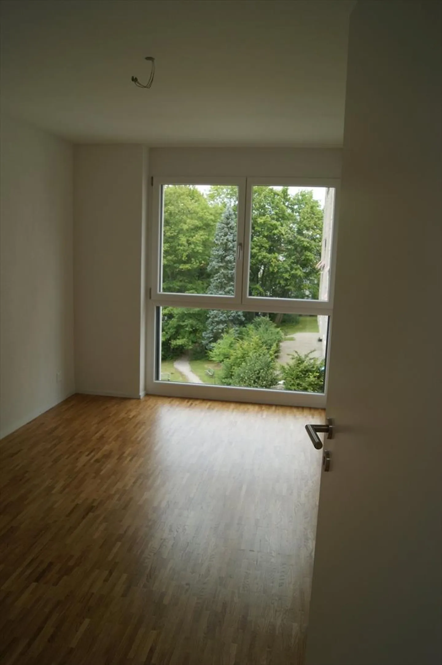 Appartamento 3,5 locali nel quartiere del Giura - Foto 3 di 6