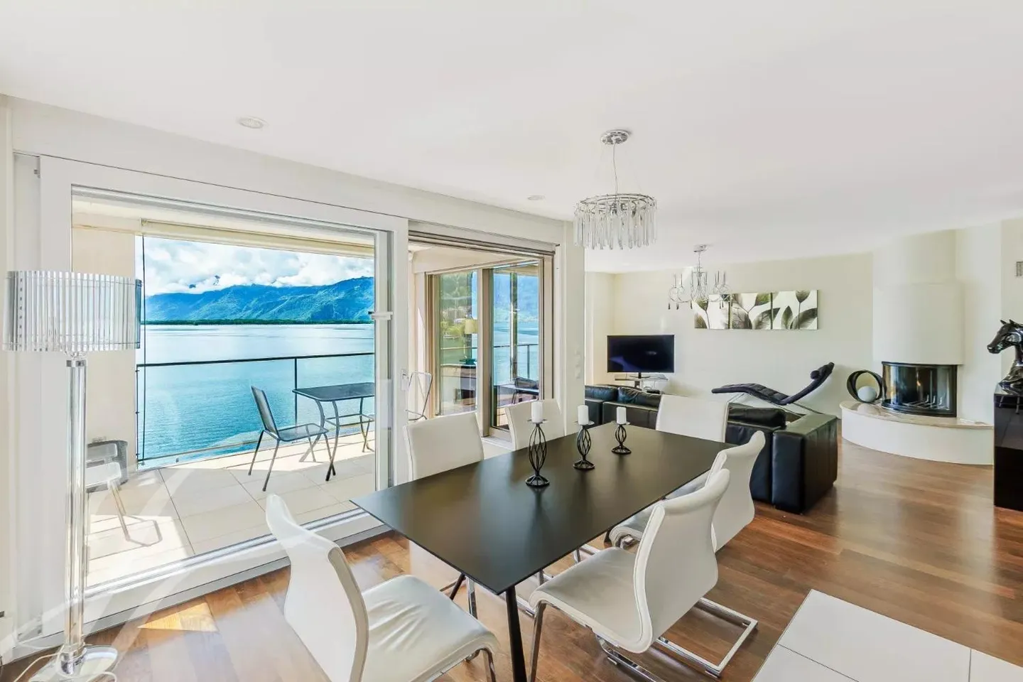 ESCLUSIVITÀ: Magnifico appartamento di 3.5 locali nel prestigioso Residence Le National - Foto 4 di 12
