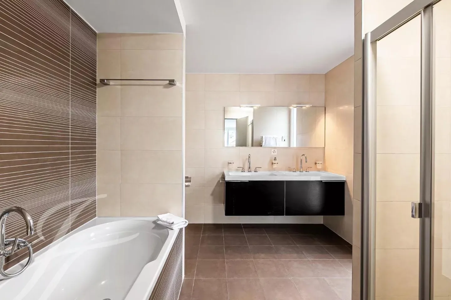 ESCLUSIVITÀ: Magnifico appartamento di 3.5 locali nel prestigioso Residence Le National - Foto 8 di 12