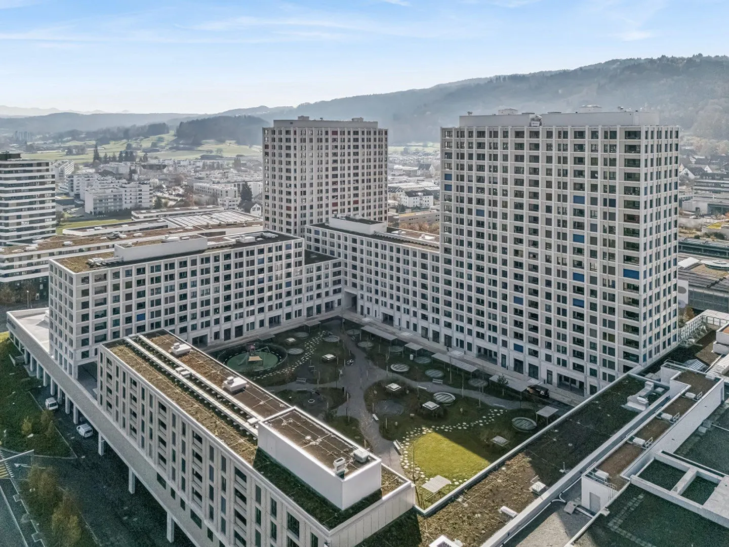 Espace de bureau agrandi dans le jardin Tivoli ! - Photo 3 sur 3