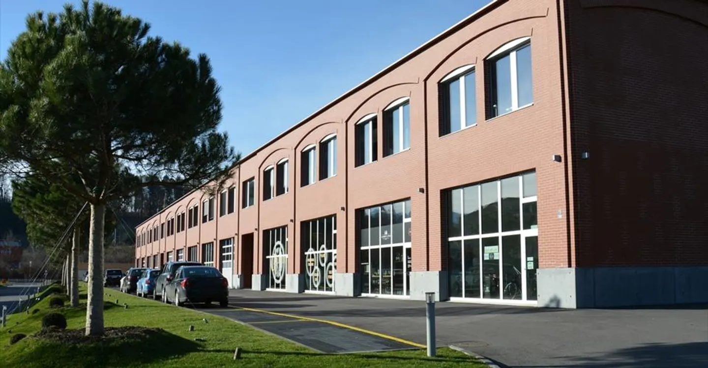 Espace Commercial Spacieux - Photo 5 sur 6