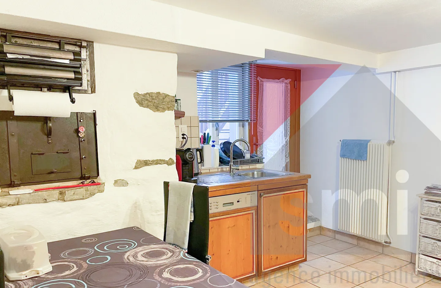 Affascinante casa bifamiliare con potenziale di ampliamento - Foto 14 di 19