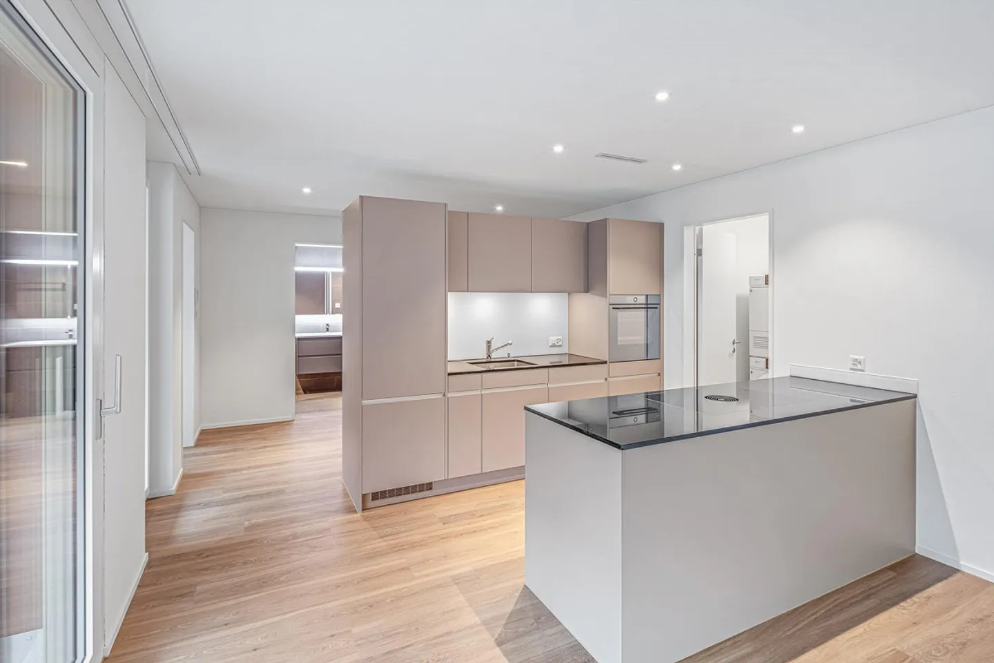 Modernes Wohnen mit Stil und Nachhaltigkeit - Foto 1 von 9