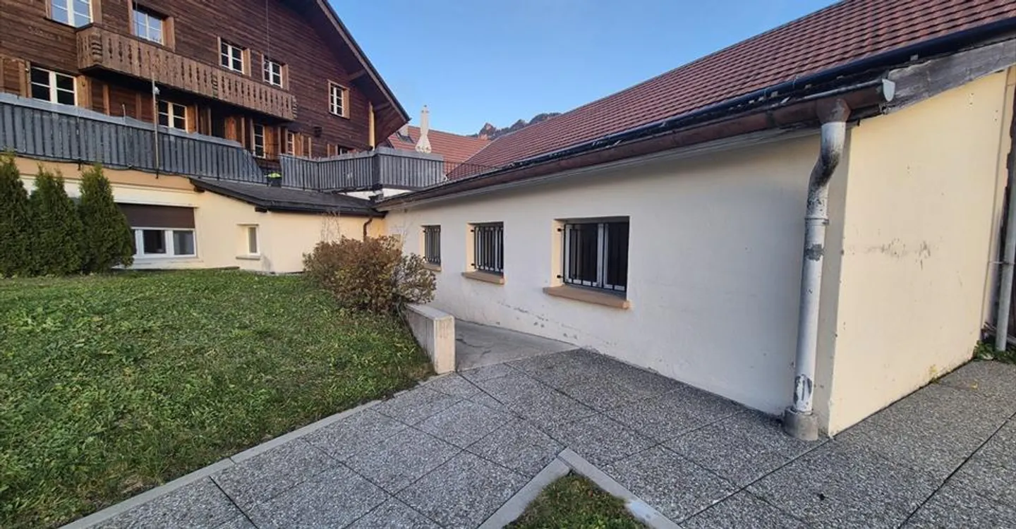 COMMERCIAL SPACE 65 M² - CHARMEY - Photo 2 of 6
