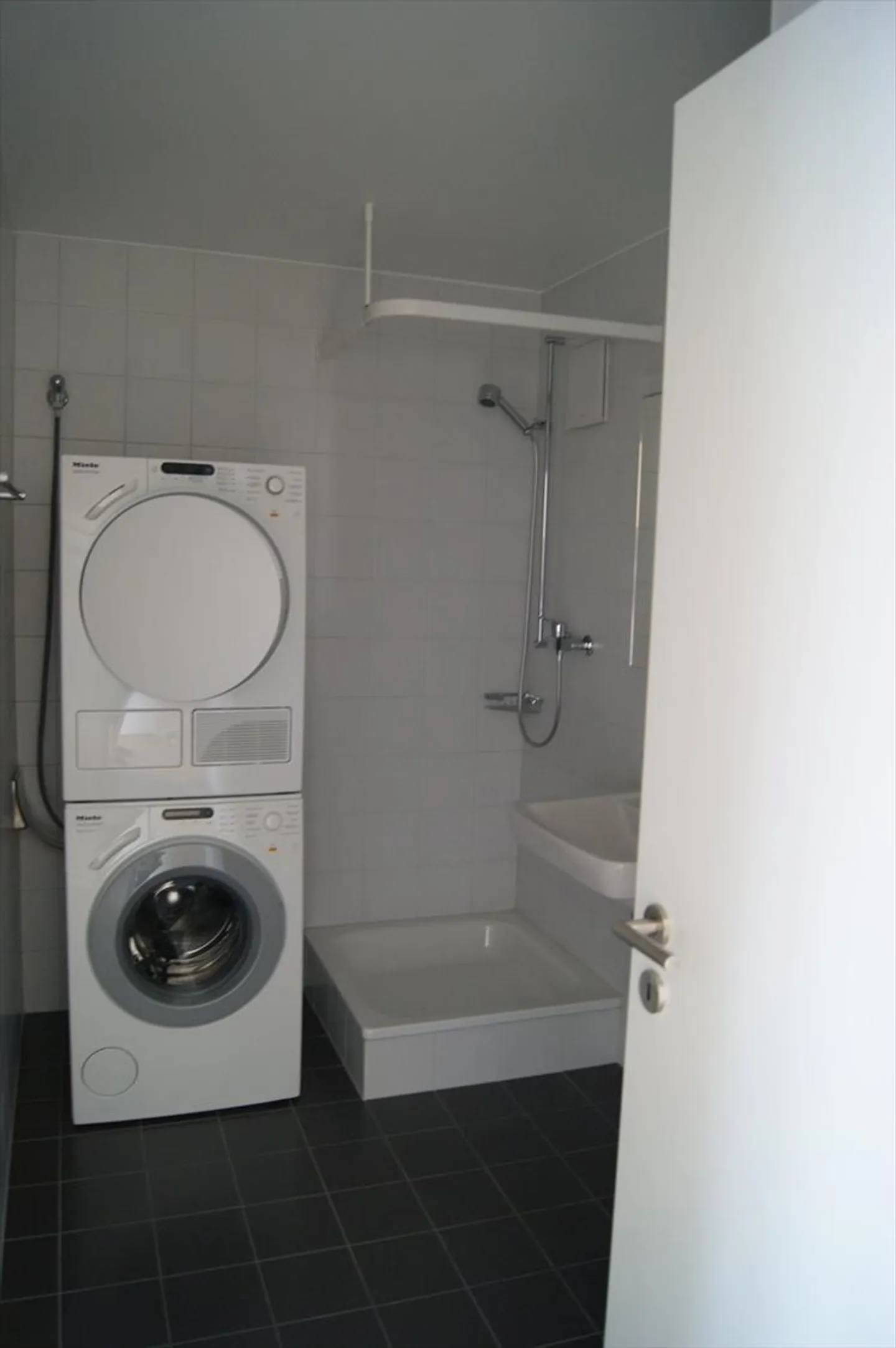 Appartamento 3,5 locali nel quartiere del Giura - Foto 4 di 6