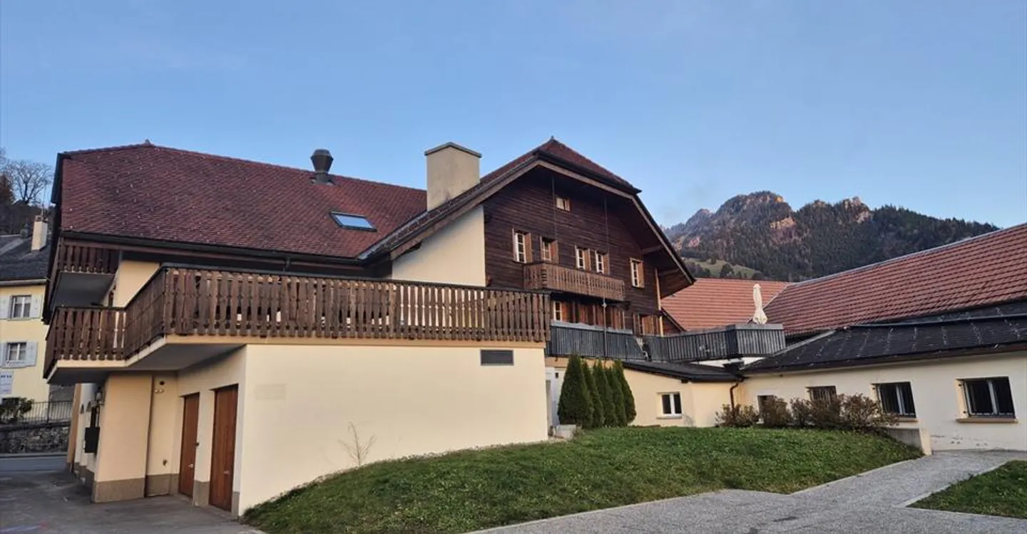 COMMERCIAL SPACE 65 M² - CHARMEY - Photo 1 of 6