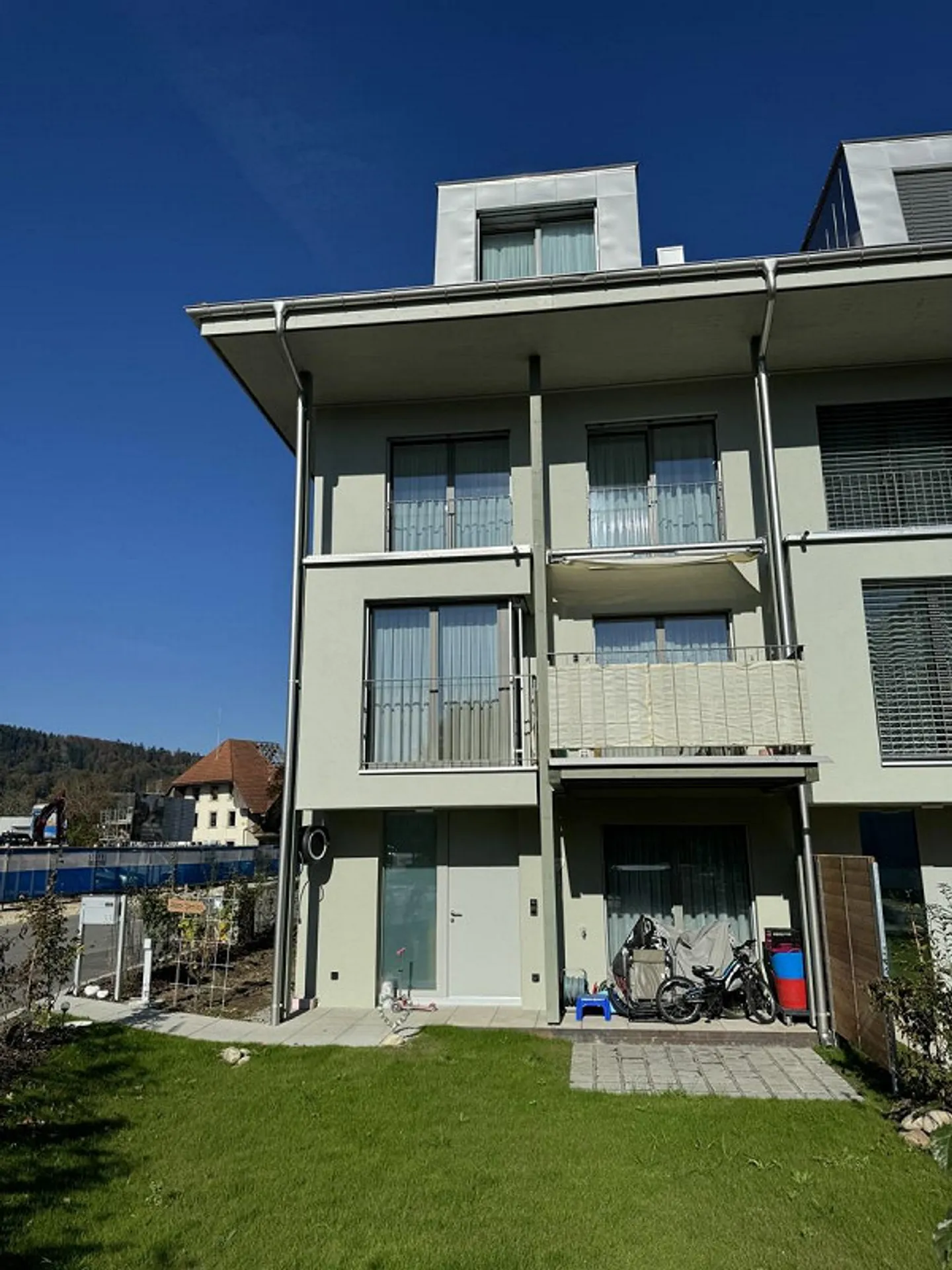 Casa a gradini in affitto - Foto 4 di 12