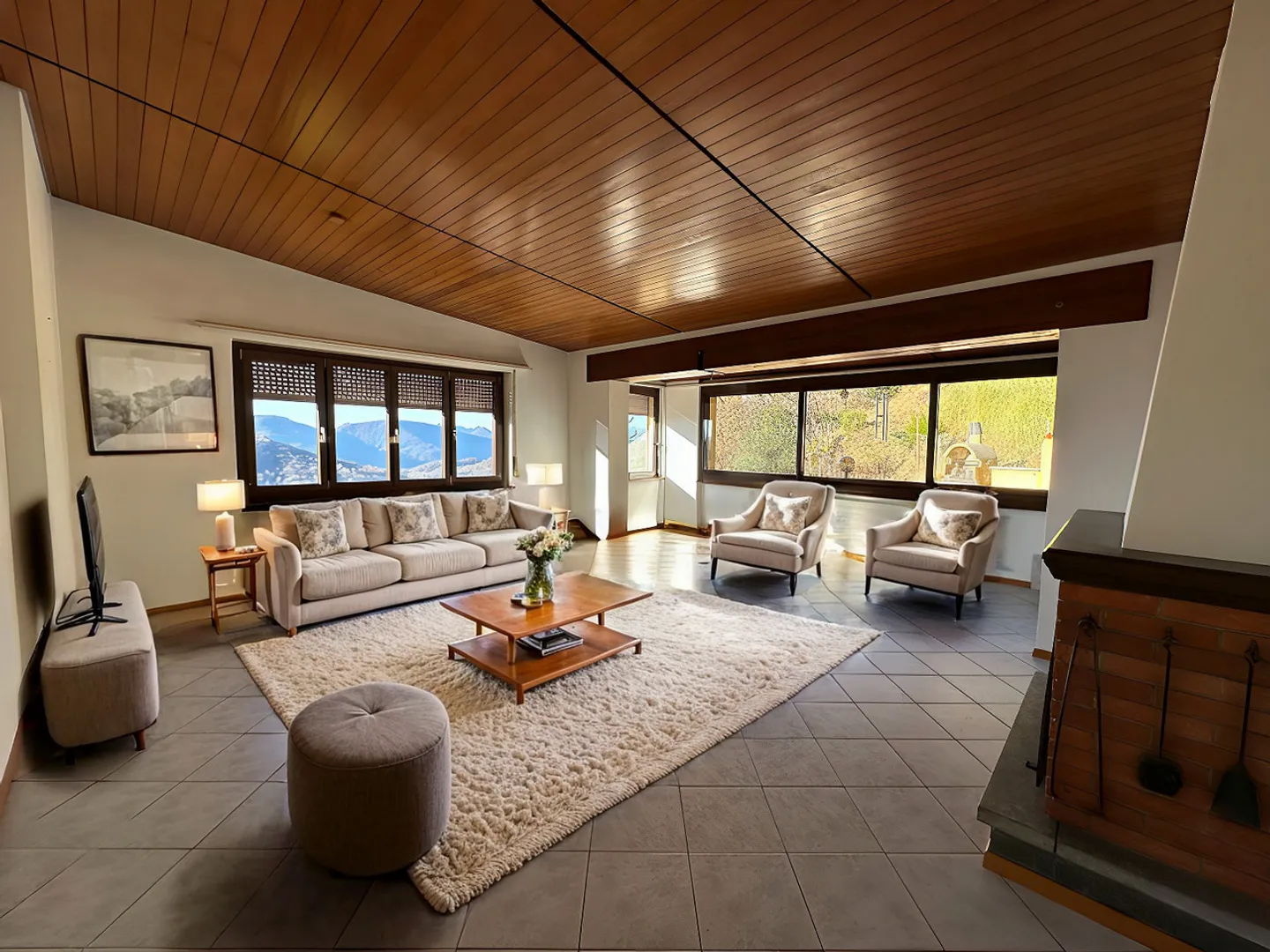 Moderne Einfamilienvilla mit 6,5 Zimmern in idyllischer Lage in Aranno, im Kanton Tessin - Foto 4 von 8