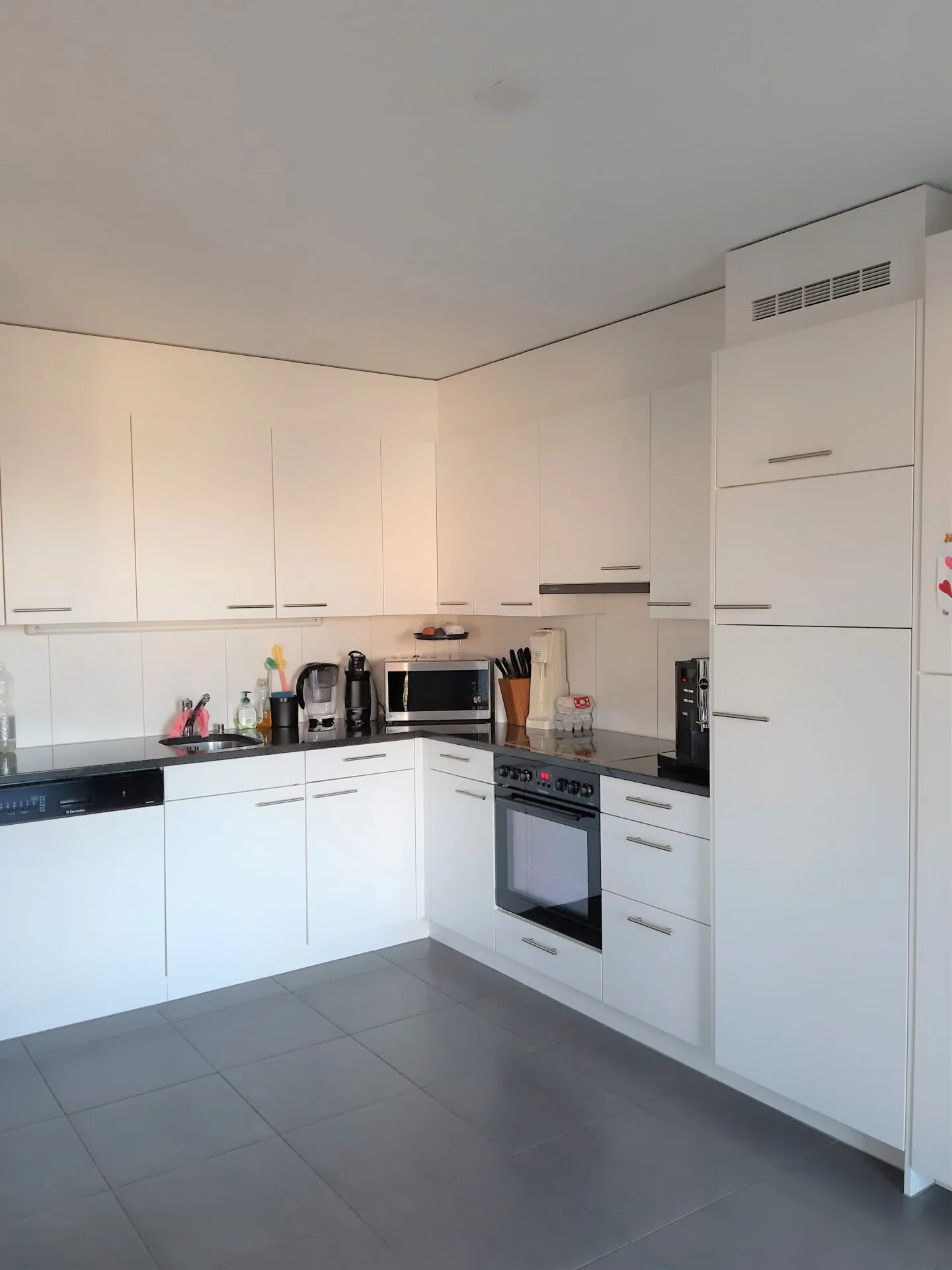 Modernes Apartment in Ins - Foto 3 von 5