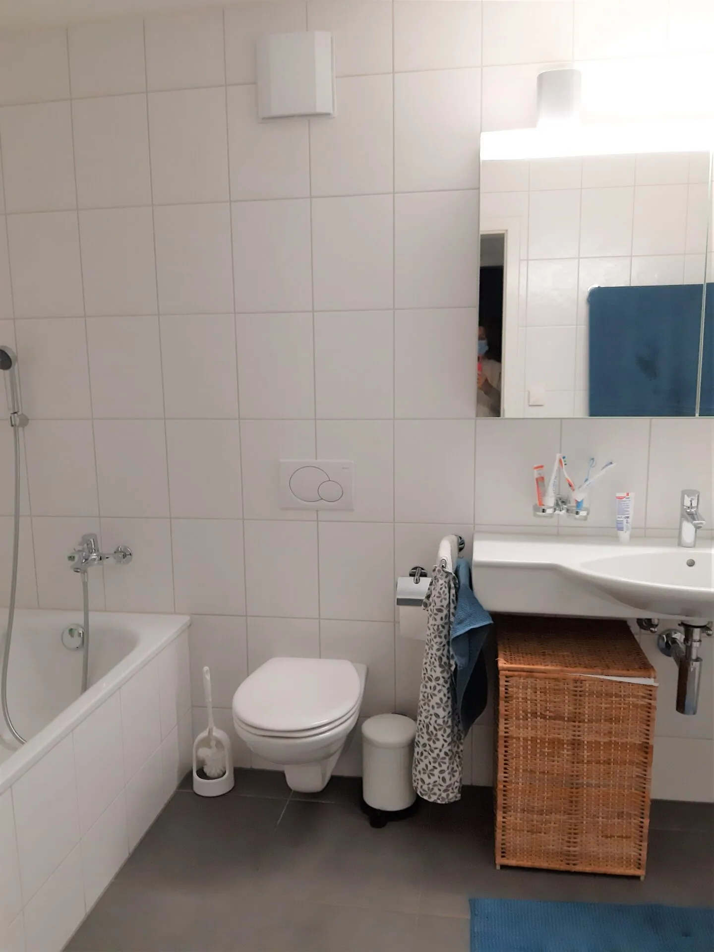 Modernes Apartment in Ins - Foto 5 von 5