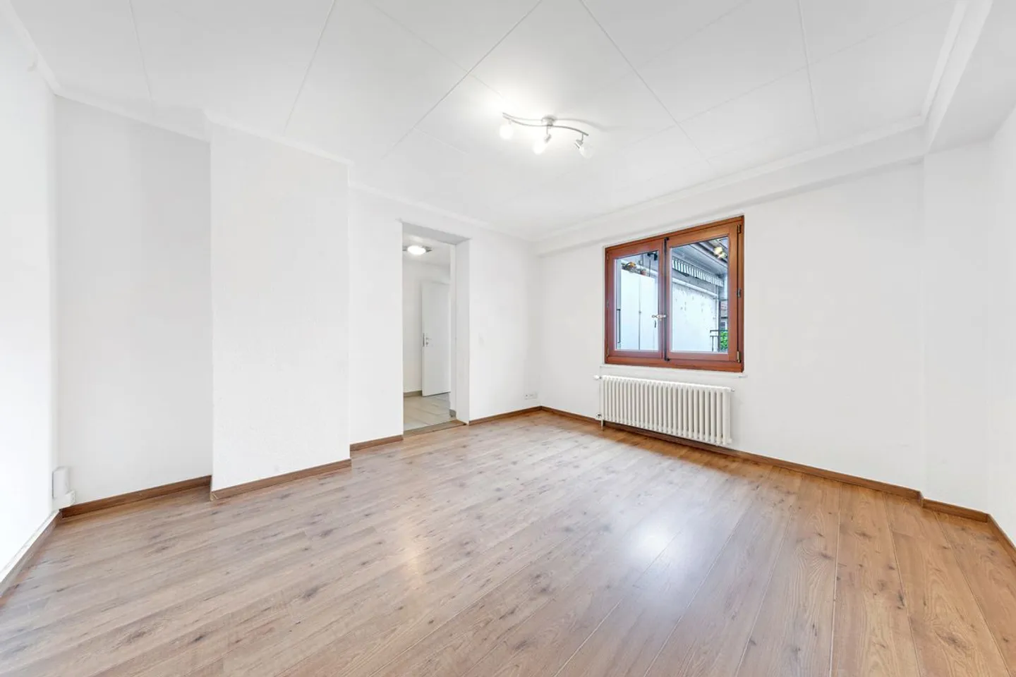 Mieteinnahmegebäude in Rolle - Foto 13 von 13