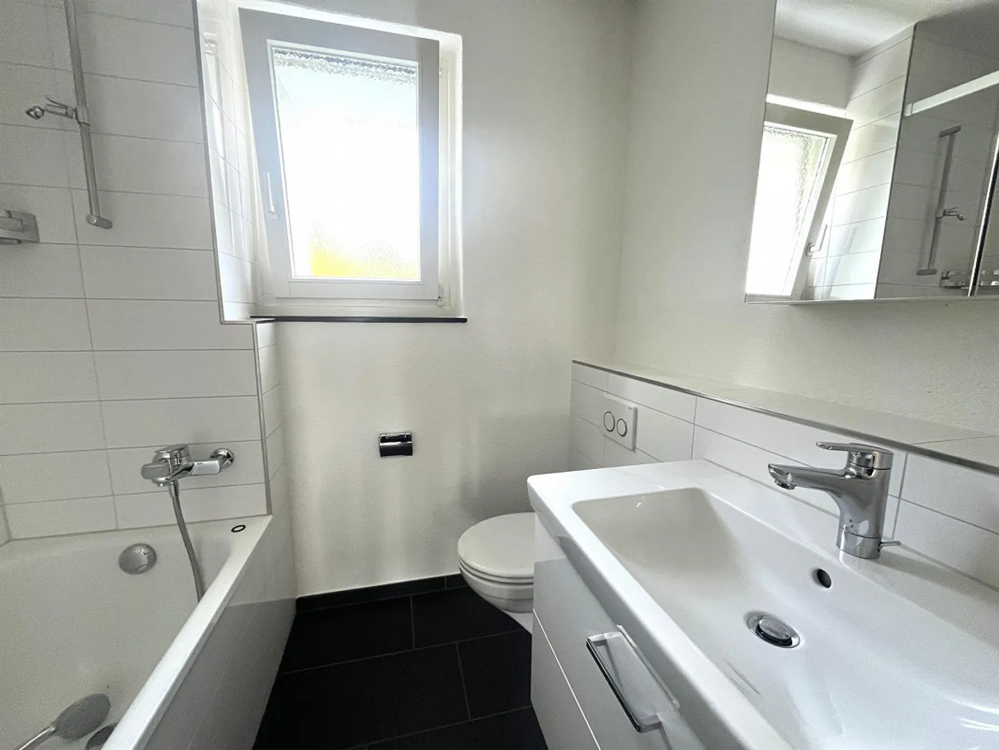 Charmante 2.5-Zimmerwohnung - Foto 7 von 8