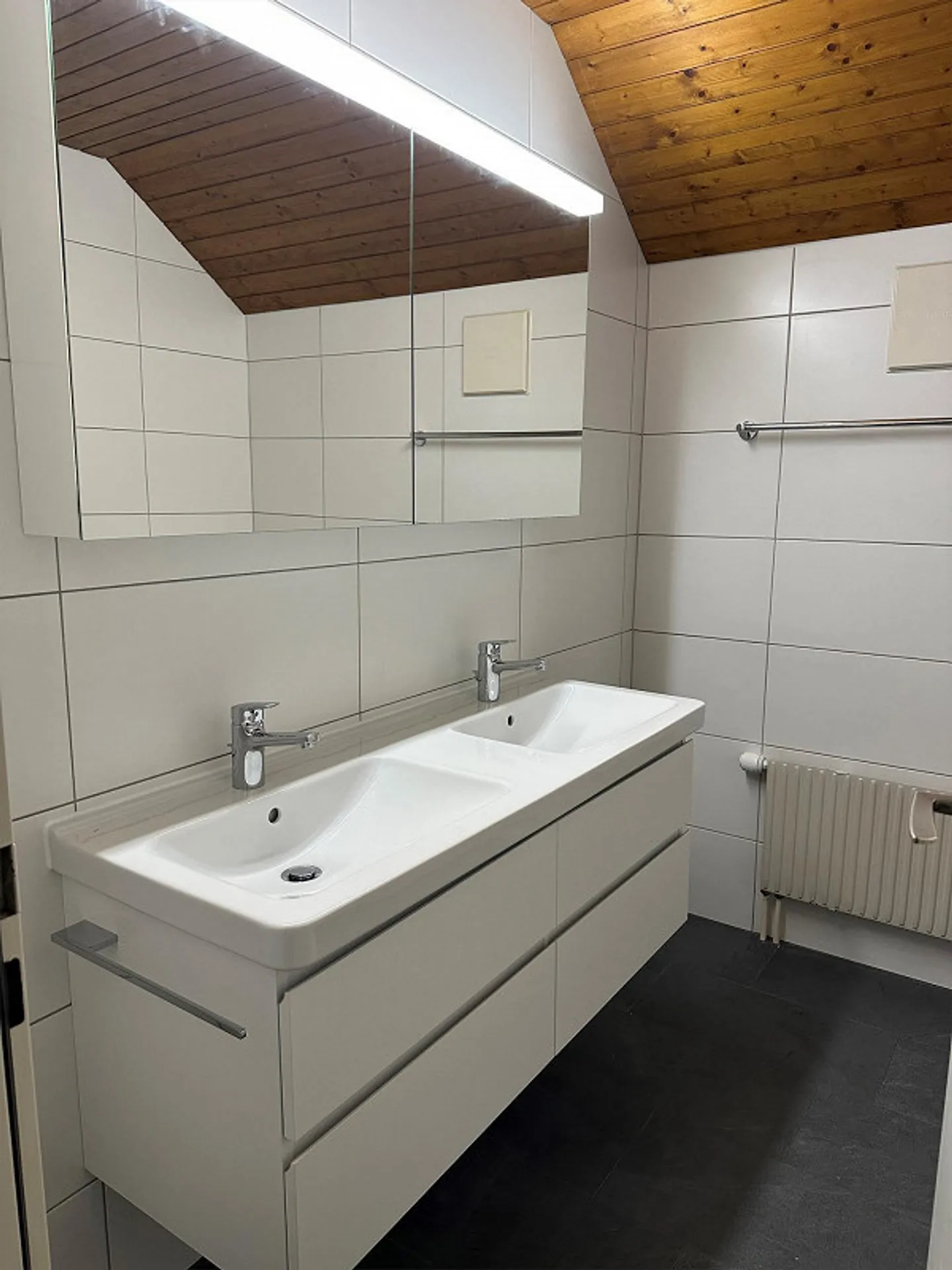 Bella appartamento di 4.5 stanze a Bubendorf - Foto 2 di 10