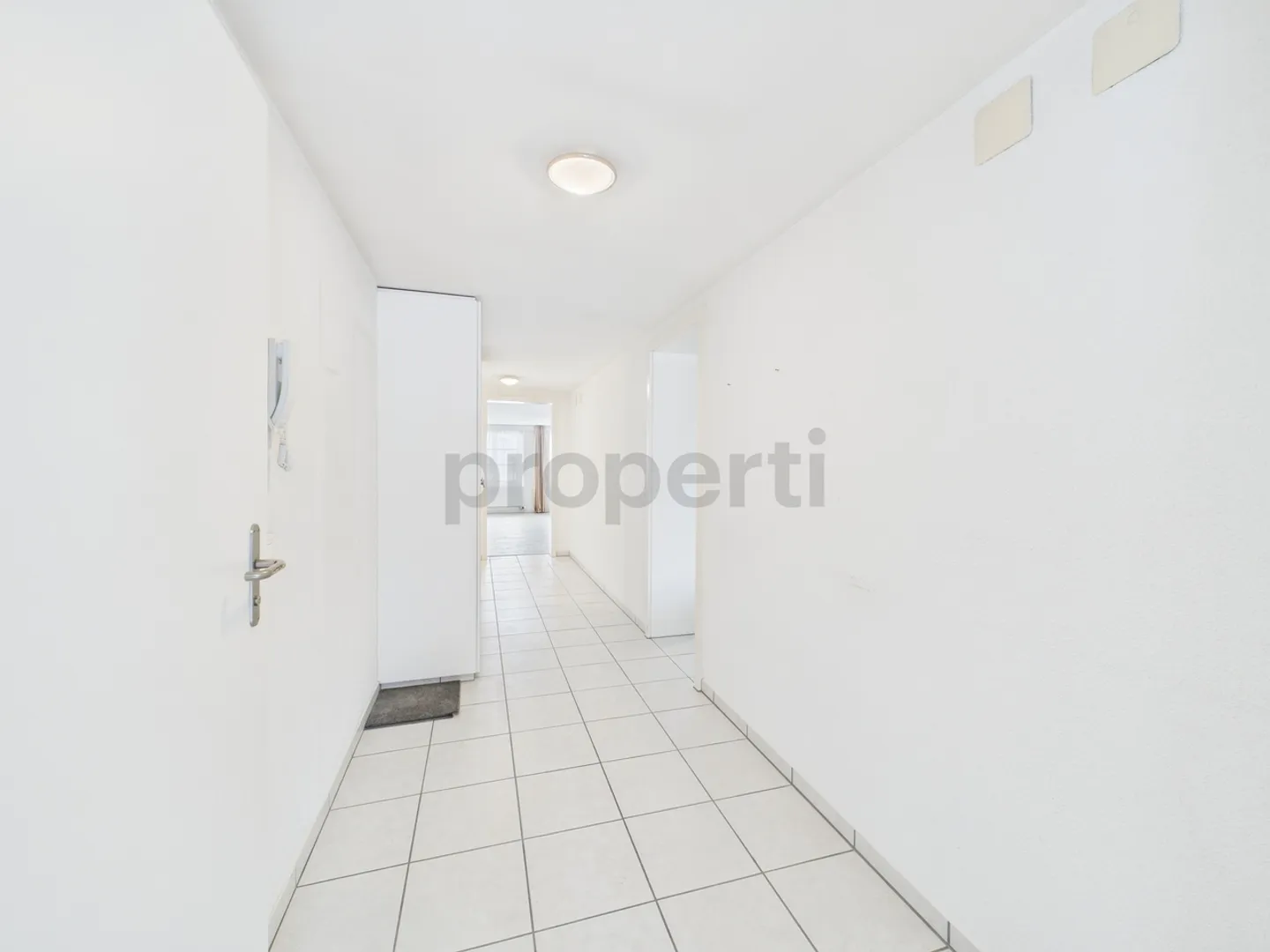 Grosszügige 3-Zimmer-Wohnung mit historischem Charme im Herzen von Willisau - Foto 6 von 11
