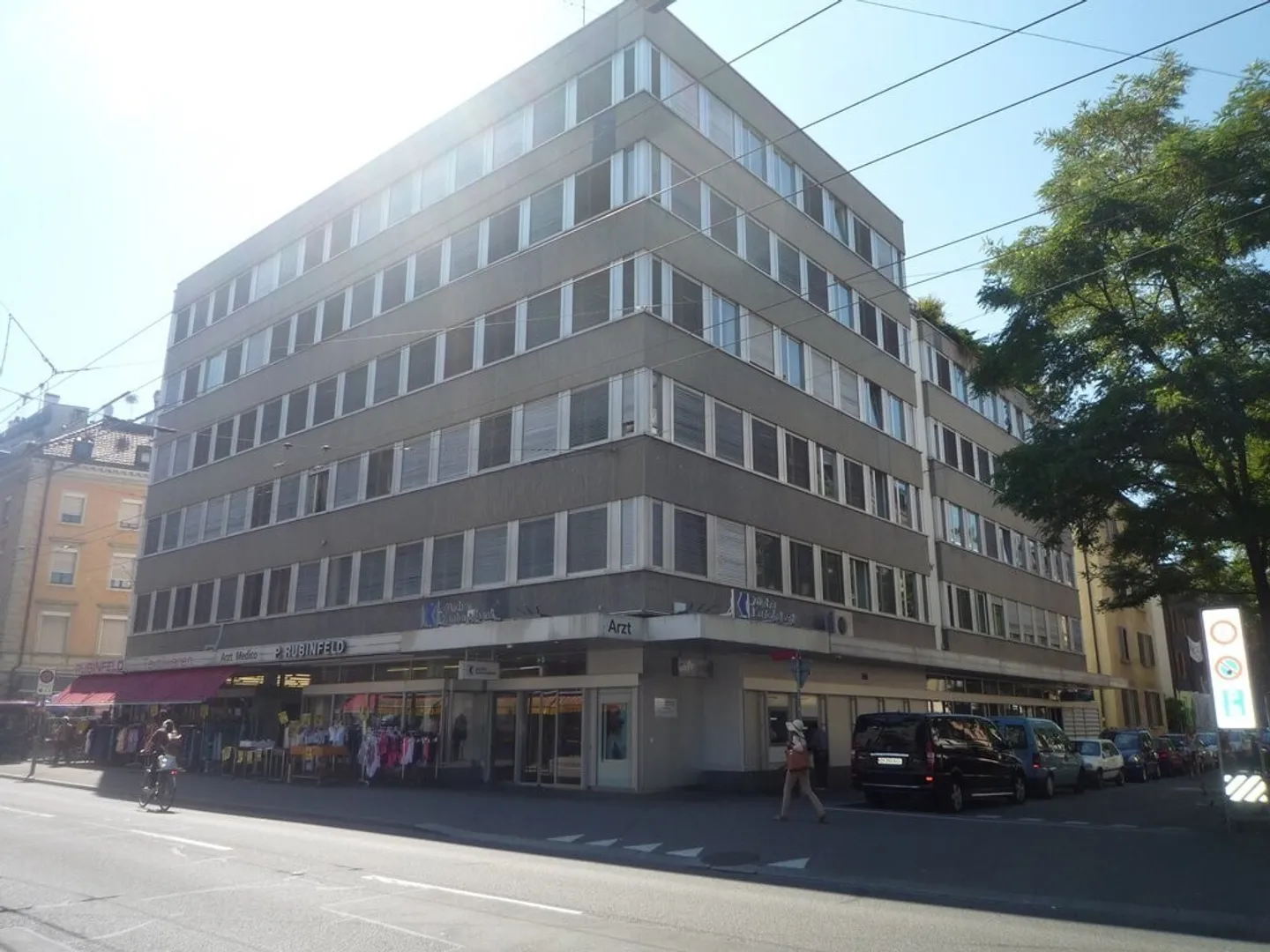 231m2 Office Space for Sublease until June 30, 2025 - Photo 1 of 4