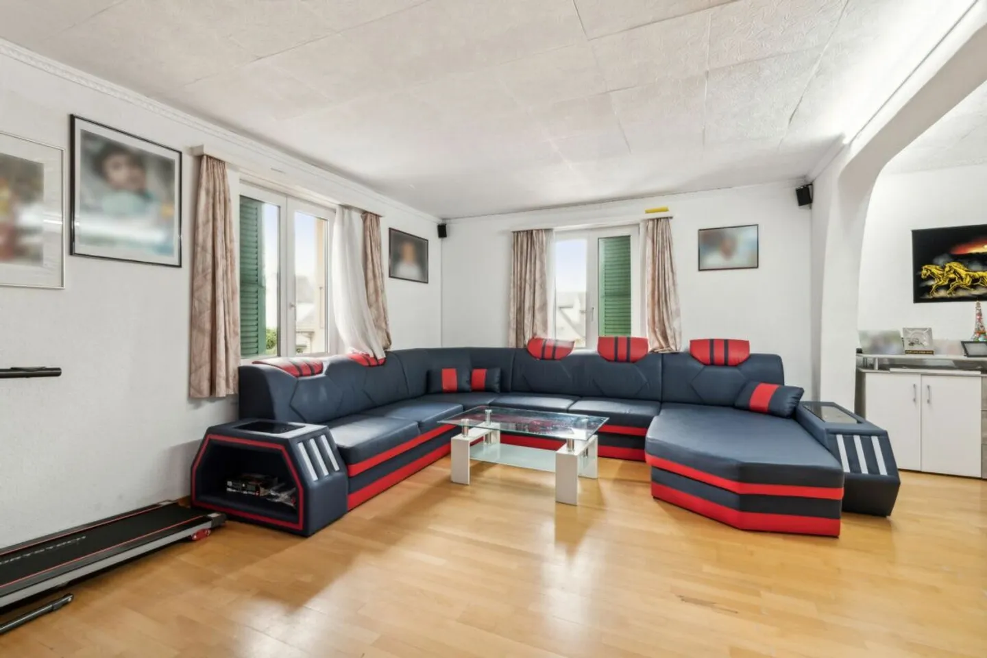 Edificio residenziale e commerciale di 6,5 locali con diverse possibilità di utilizzo - Foto 5 di 17