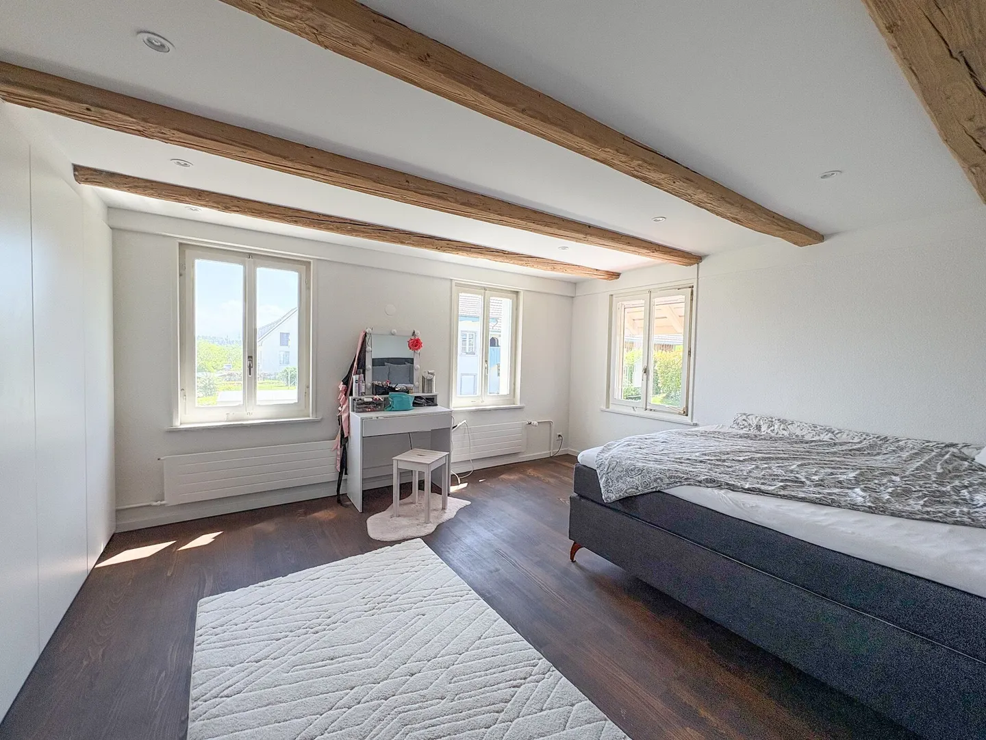 4.5-Room Semi-Detached House in Sunny Location - Photo 8 of 12