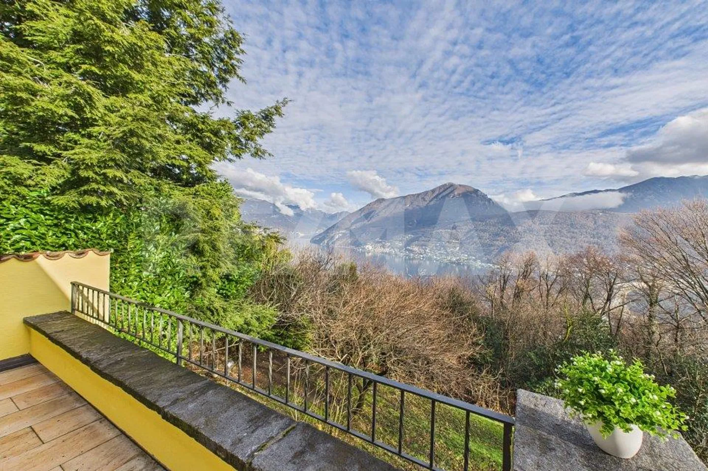 Charmantes Einfamilienhaus mit Seeblick - Foto 7 von 9