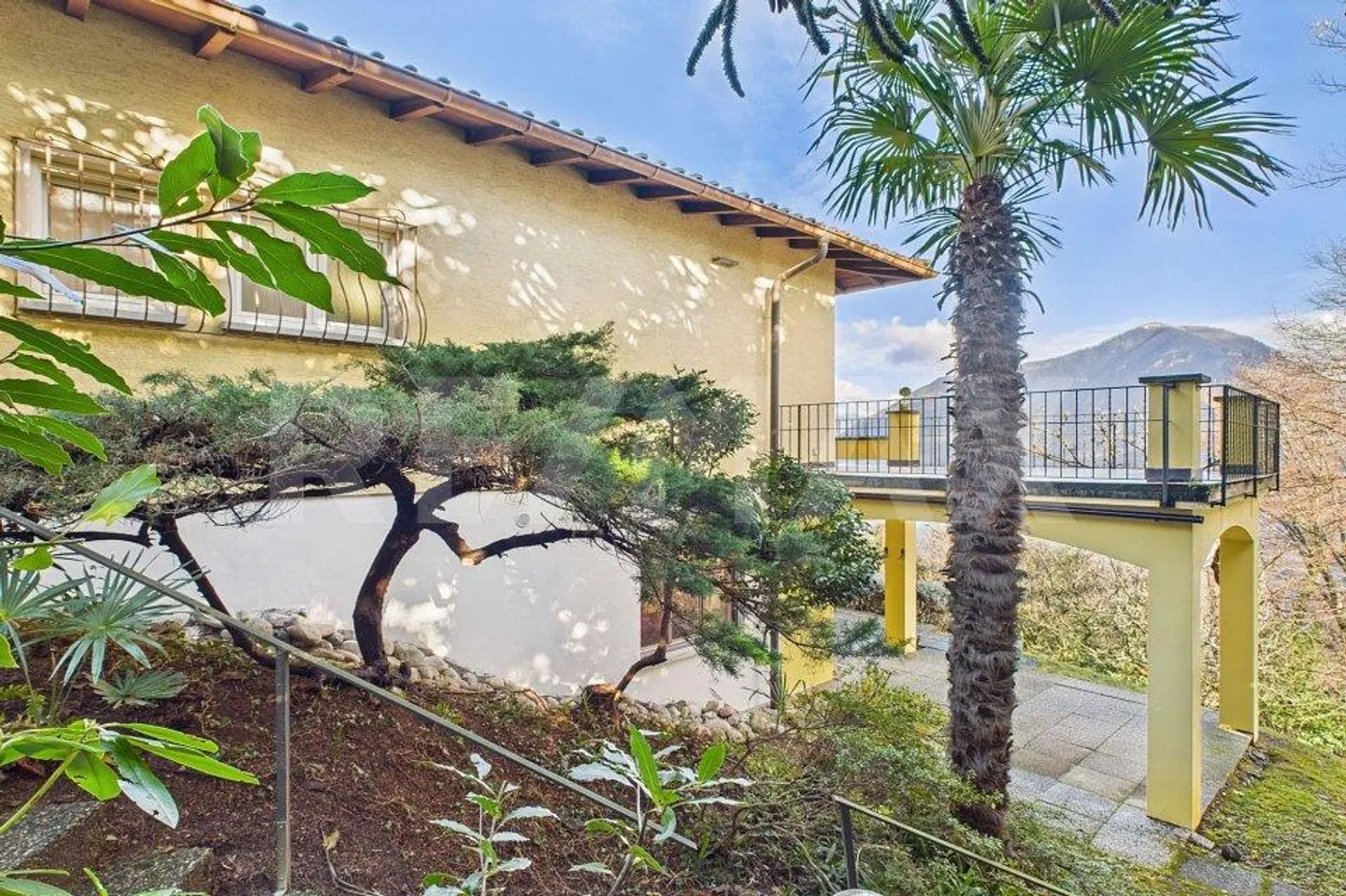 Charmantes Einfamilienhaus mit Seeblick - Foto 8 von 9