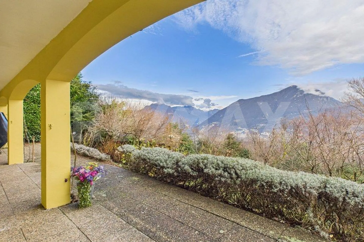 Charmantes Einfamilienhaus mit Seeblick - Foto 9 von 9