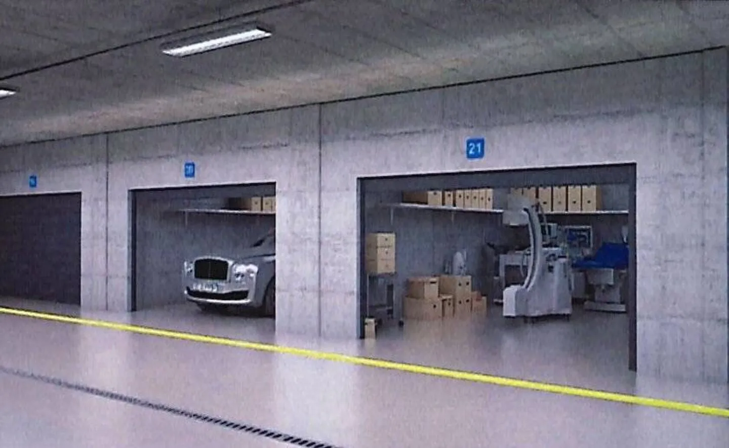 Box and Craft Locations from CHF 130,000.- - Photo 2 of 7