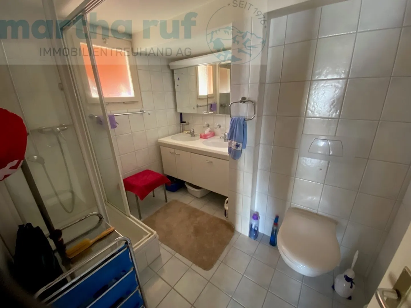 Multi-family house with three small apartments and large outdoor area - Photo 9 of 20