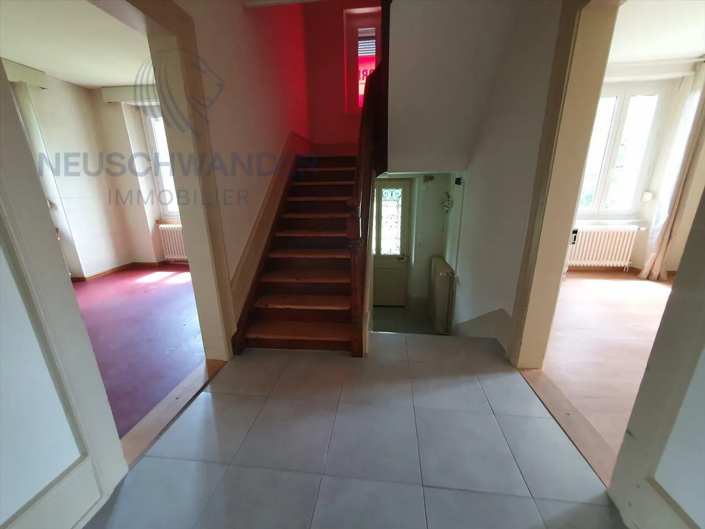 Piccola casa nella prateria da ristrutturare su un grande lotto - Foto 4 di 14