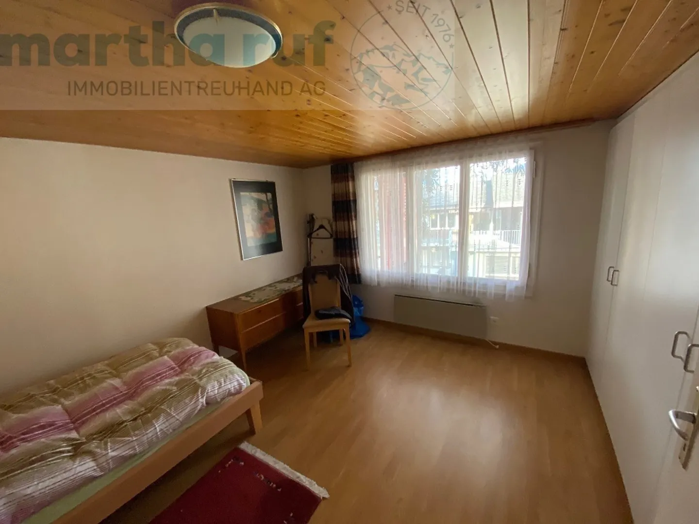 Multi-family house with three small apartments and large outdoor area - Photo 10 of 20