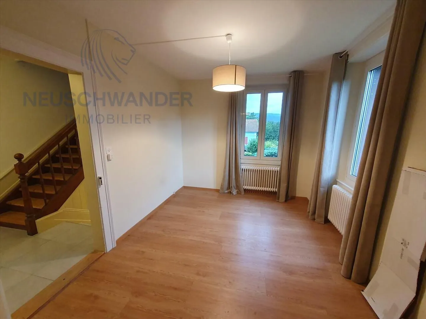 Piccola casa nella prateria da ristrutturare su un grande lotto - Foto 6 di 14