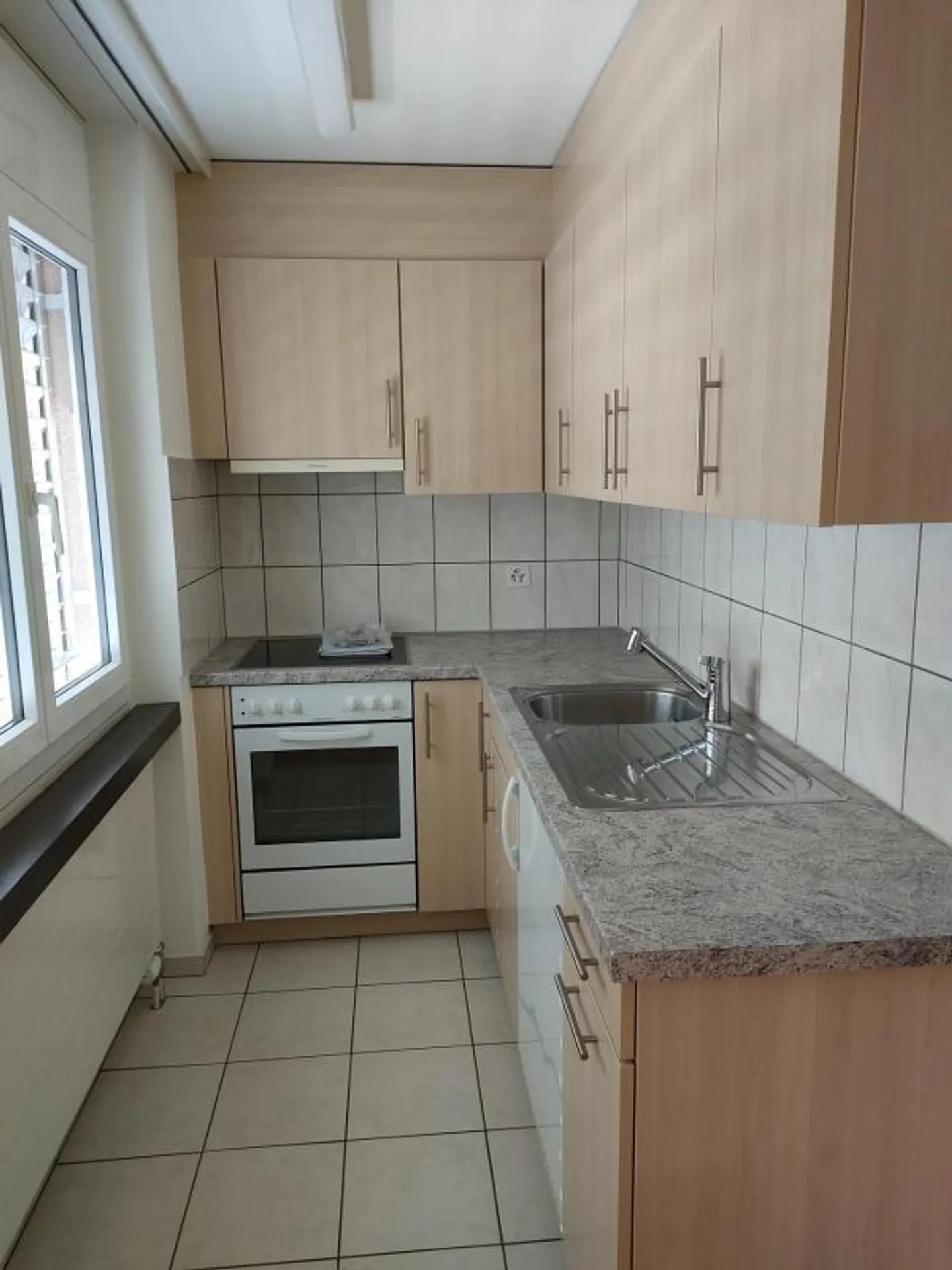 Appartamento luminoso 2.5 locali - Foto 2 di 6