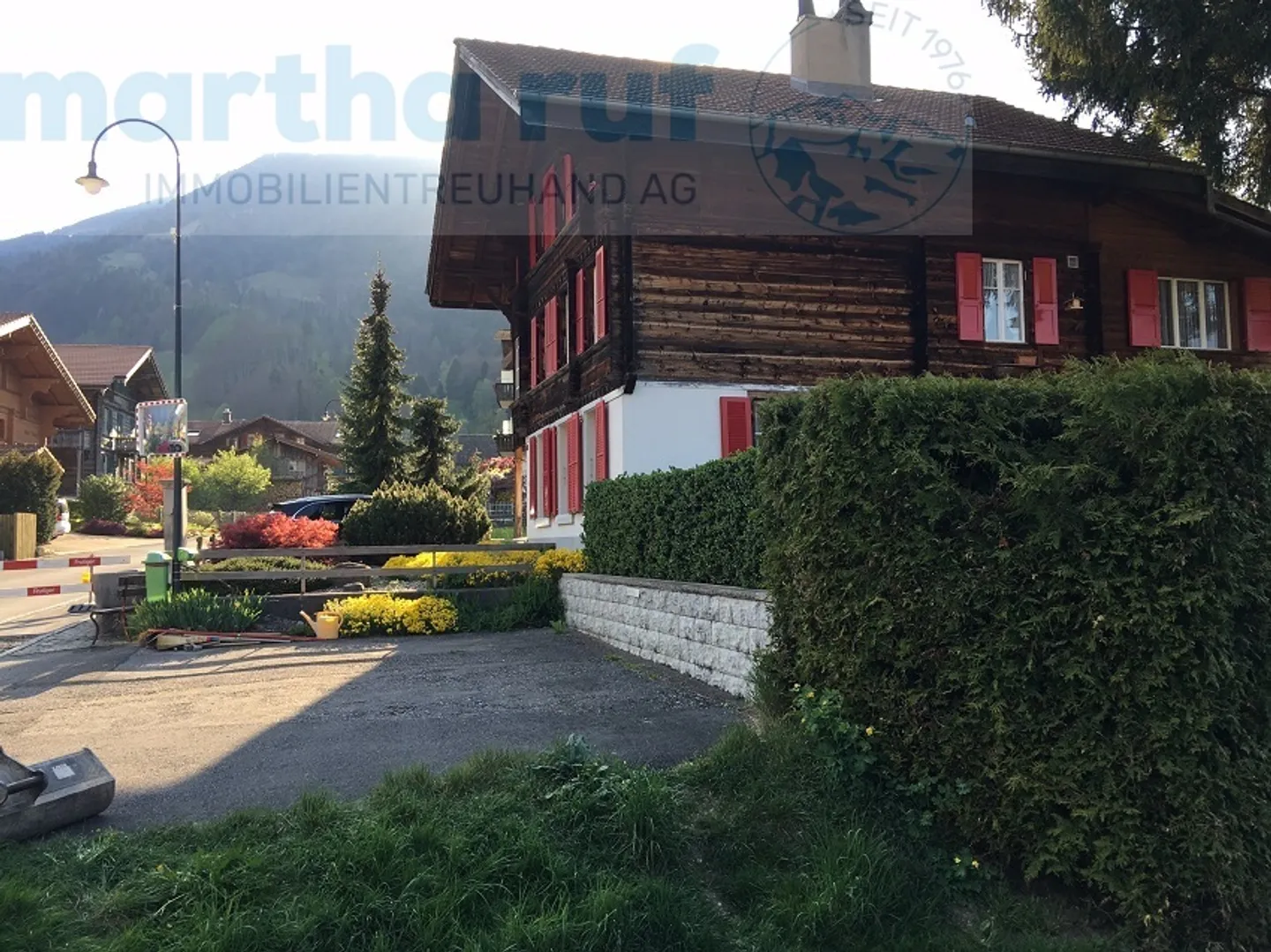 Multi-family house with three small apartments and large outdoor area - Photo 20 of 20