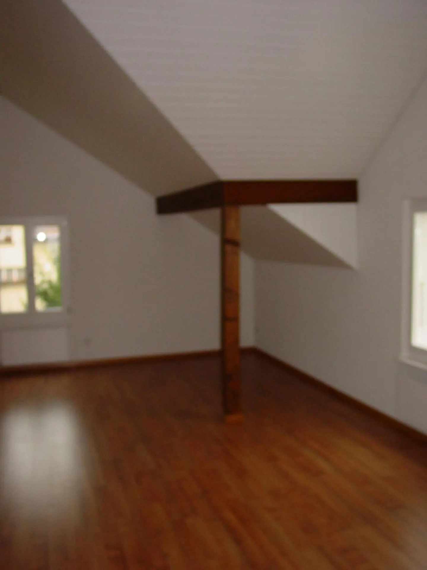 Attractive 3.5-room penthouse apartment in a central location in Lucerne-Littau - Photo 3 of 15