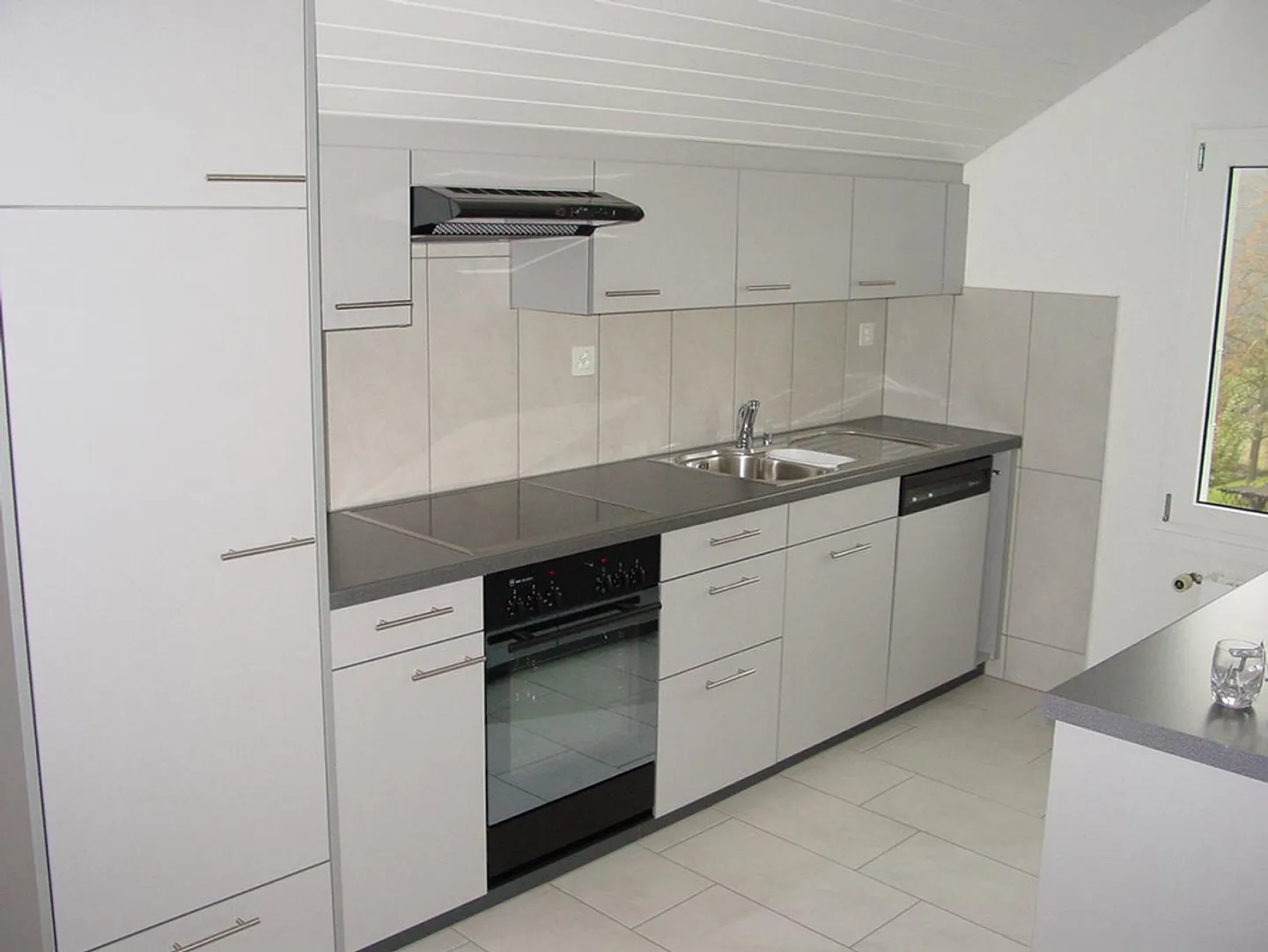 Attractive 3.5-room penthouse apartment in a central location in Lucerne-Littau - Photo 11 of 15
