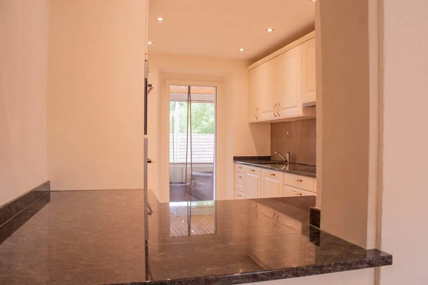 Maison individuelle à vendre - Photo 3 sur 8