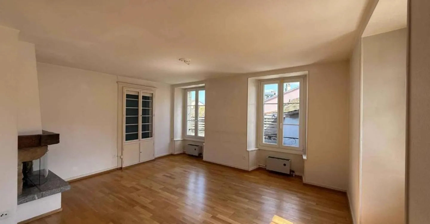 Charmante 3.5 Zimmer Wohnung - Foto 2 von 5