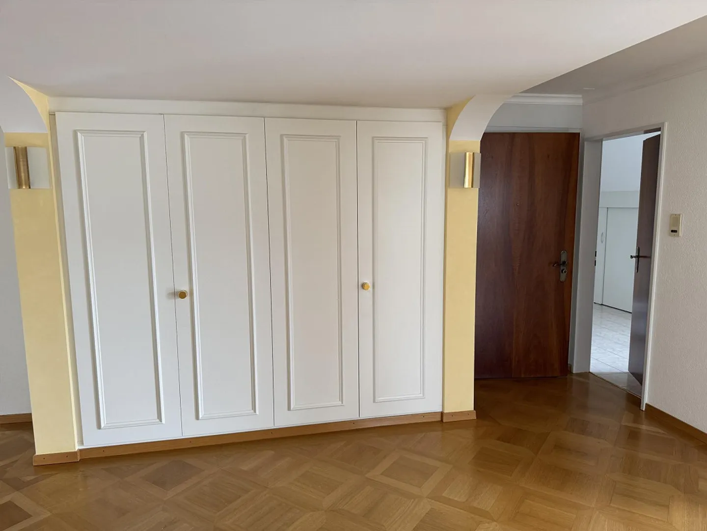 Appartamento esclusivo appena ristrutturato di 4,5 stanze con vista - Foto 4 di 16