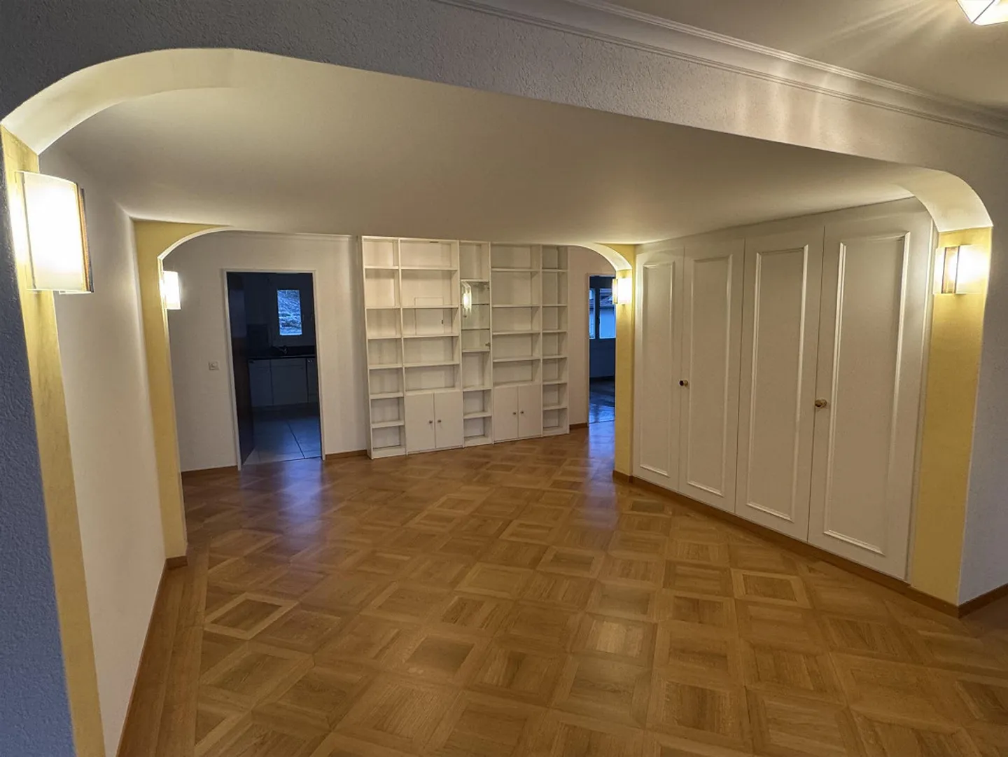 Appartamento esclusivo appena ristrutturato di 4,5 stanze con vista - Foto 7 di 16